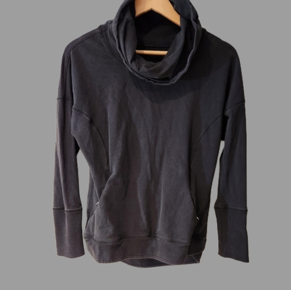 lululemon athletica Sweaters - Lululemon Size 6 Black Cowl Neck Sweatshirt Worn In‎